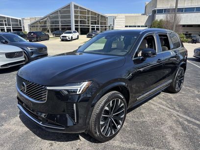 New 2026 Volvo XC90 B5 Plus w/ Protection Package Premier