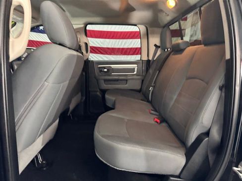 Used 2018 RAM 1500 Classic SLT image 11