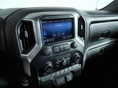 Used 2019 Chevrolet Silverado 1500 LT w/ All-Star Edition AWD/4WD image 3
