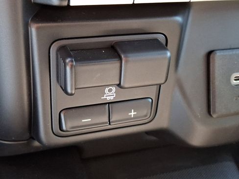 Used 2019 GMC Sierra 1500 AT4 w/ AT4 Premium Package AWD/4WD image 24