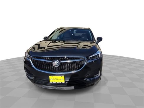 Used 2021 Buick Enclave Essence w/ Sound and Sites Package image 3
