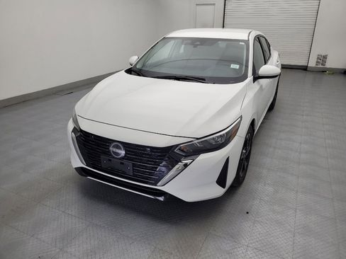 Used 2025 Nissan Sentra SV image 15