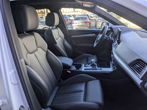 Used 2025 Audi Q5 2.0T Premium Plus image 29