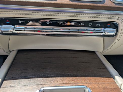 Used 2022 Mercedes-Benz GLE 450 4MATIC image 24