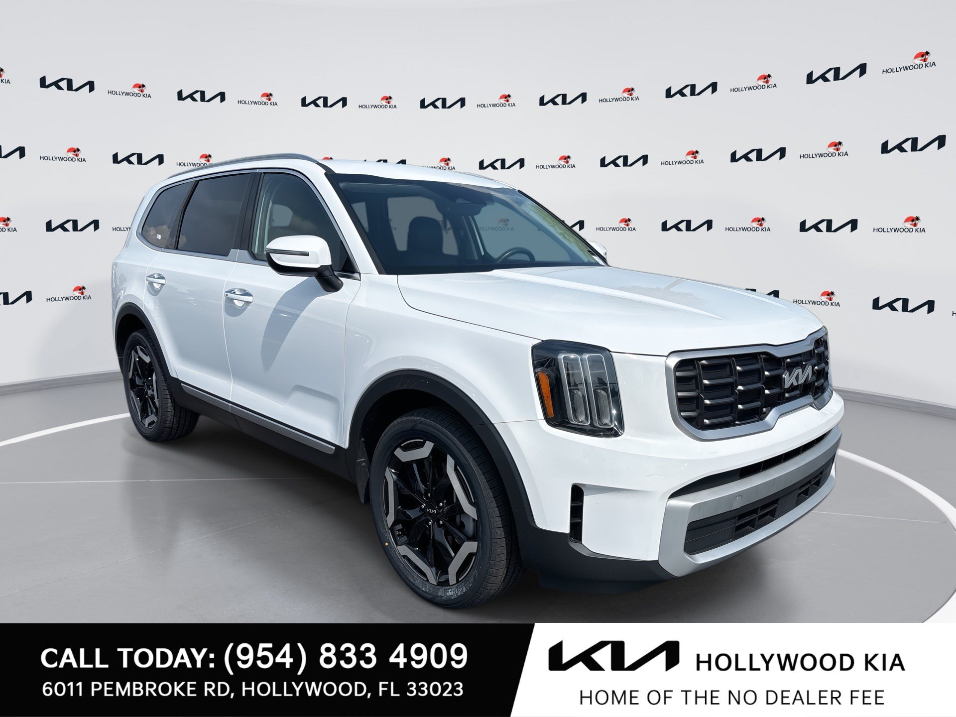 Certified 2024 Kia Telluride S FWD image 1