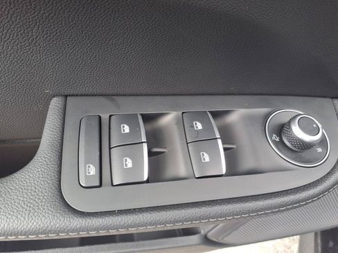 New 2025 Alfa Romeo Giulia w/ Driving Assist Package RWD image 5
