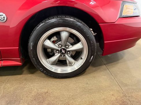 Used 2004 Ford Mustang GT RWD image 83