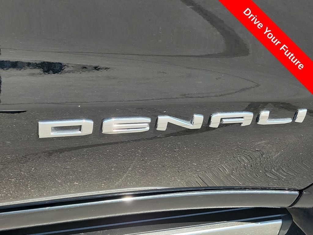 Used 2023 GMC Sierra 1500 Denali w/ Denali Reserve Package AWD/4WD image 32