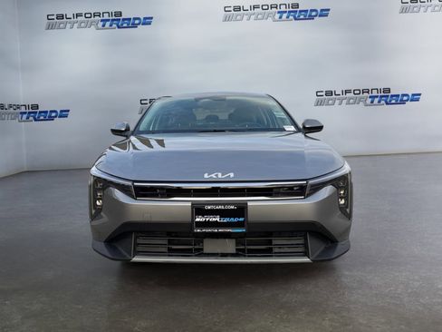 Used 2025 Kia K4 EX image 2