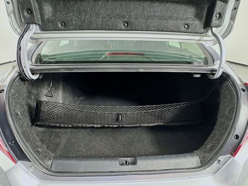 Used 2018 Honda Civic EX image 31