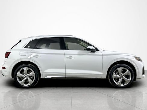 Used 2023 Audi Q5 2.0T Premium Plus w/ Premium Plus Package image 6