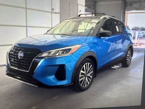 Certified 2023 Nissan Kicks SV w/ Interior Electronics Package FWD image 3