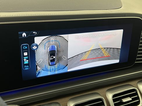 New 2026 Mercedes-Benz GLE 63 AMG S image 31