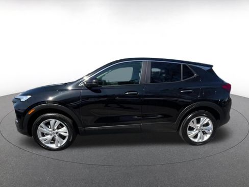 Used 2025 Buick Encore GX Preferred AWD/4WD image 9