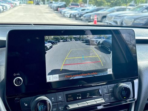 Used 2024 Toyota Grand Highlander XLE image 19