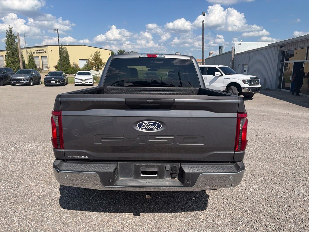 Used 2025 Ford F150 XLT w/ Equipment Group 301A Standard AWD/4WD image 5