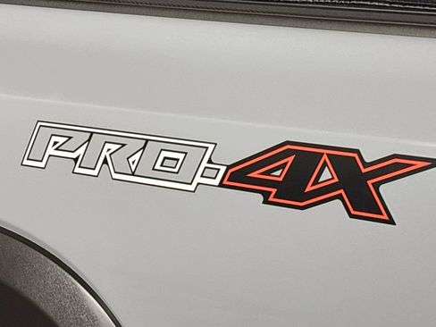 Used 2024 Nissan Frontier PRO-4X w/ Technology Package AWD/4WD image 24