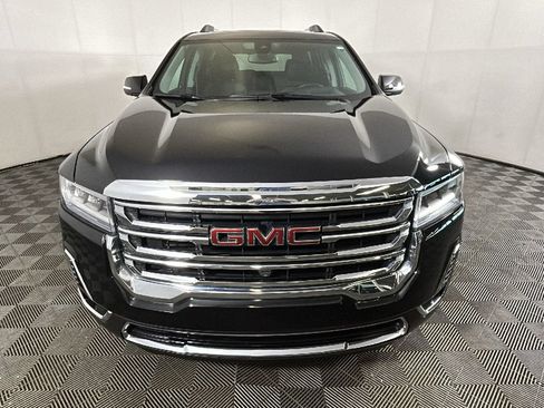 Used 2023 GMC Acadia SLT w/ Technology Package FWD image 9