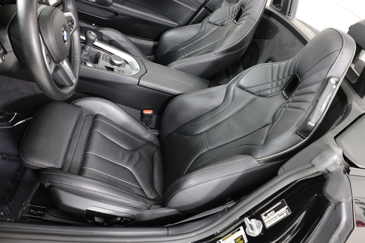Used 2026 BMW Z4 M40i w/ Premium Package RWD image 10