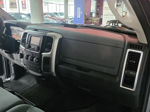 Used 2017 RAM 1500 Classic SLT AWD/4WD image 24