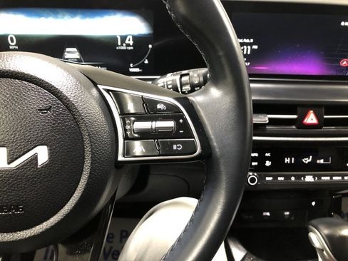 Used 2024 Kia Seltos EX image 25