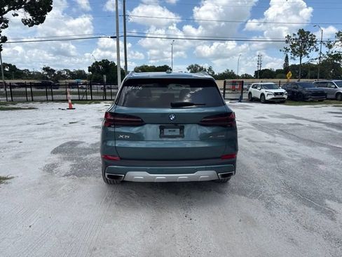 Used 2025 BMW X5 xDrive50e AWD/4WD image 18