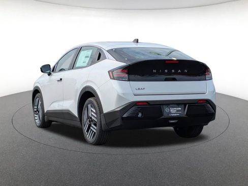 New 2026 Nissan Leaf SV+ w/ Floor Mat Package (SV+) FWD image 7