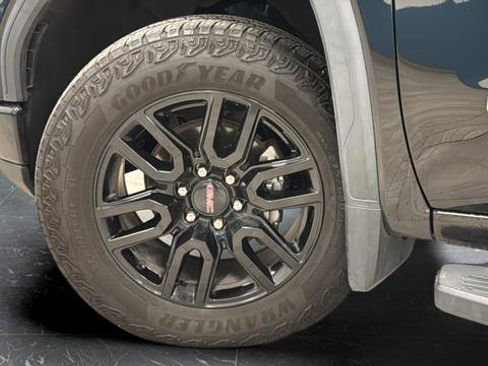 Used 2022 GMC Sierra 1500 Elevation w/ Elevation Premium Package image 38