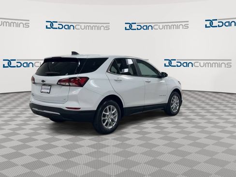 Used 2024 Chevrolet Equinox LT w/ LPO, Floor Liner Package FWD image 8