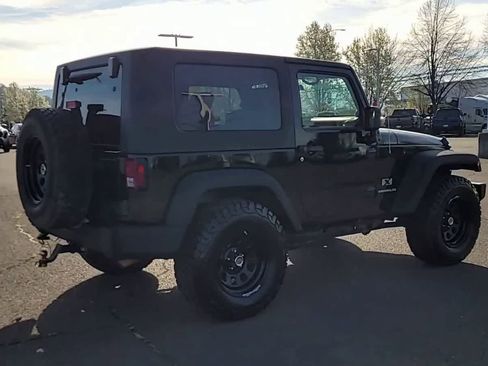 Used 2009 Jeep Wrangler X image 9