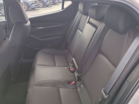 Used 2025 MAZDA MAZDA3 Hatchback w/Premium Plus Pkg image 14