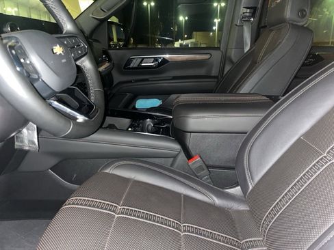 Used 2025 Chevrolet Tahoe High Country w/ Sun And Tow Package image 9