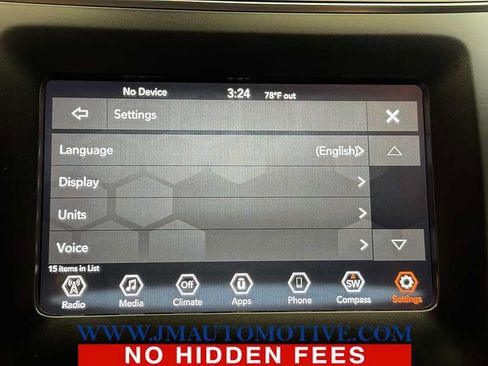 Used 2020 Jeep Cherokee Latitude Plus AWD/4WD image 29