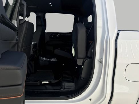 New 2025 GMC Sierra 1500 AT4 w/ AT4 Premium Package image 16