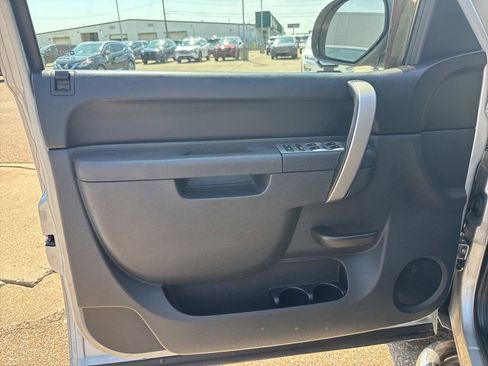 Used 2011 Chevrolet Silverado 1500 LS AWD/4WD image 11