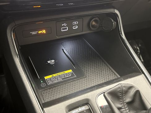 Used 2023 Honda CR-V EX-L image 16