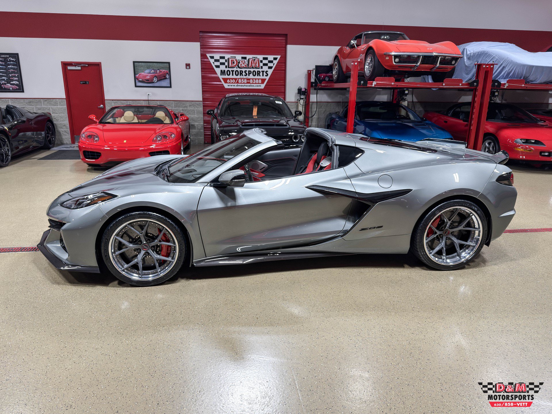 Used 2024 Chevrolet Corvette Z06 RWD image 2