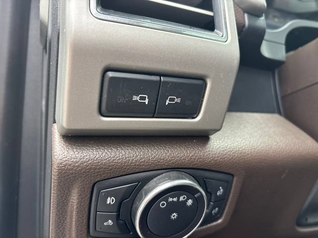 Used 2017 Ford F150 King Ranch w/ Equipment Group 601A Luxury AWD/4WD image 20