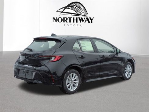 New 2026 Toyota Corolla SE image 5