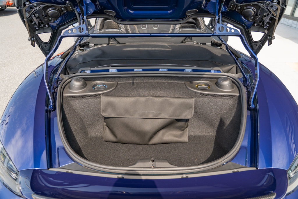 Used 2025 Porsche 718 Boxster Spyder RS RWD image 9