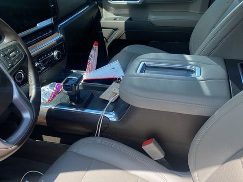 Used 2022 GMC Sierra 1500 SLT AWD/4WD image 6