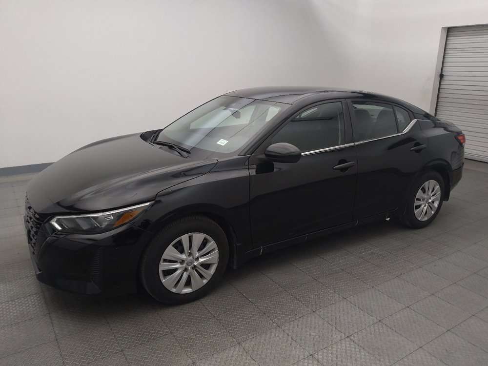 Used 2025 Nissan Sentra S FWD image 2