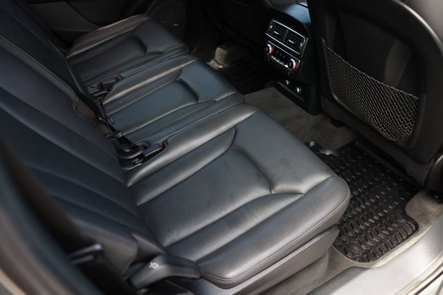 Used 2018 Audi Q7 3.0T Prestige w/ Prestige Package AWD/4WD image 15