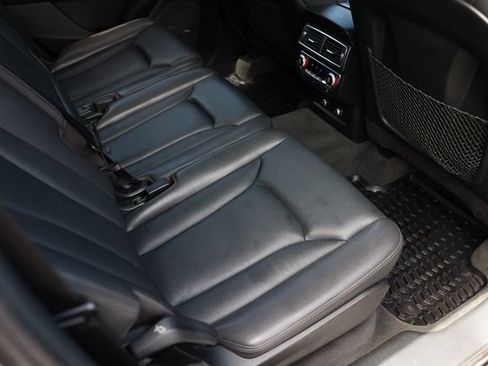 Used 2018 Audi Q7 3.0T Prestige w/ Prestige Package AWD/4WD image 15
