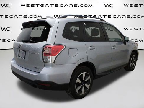 Used 2018 Subaru Forester 2.5i Premium w/ All-Weather Package image 46