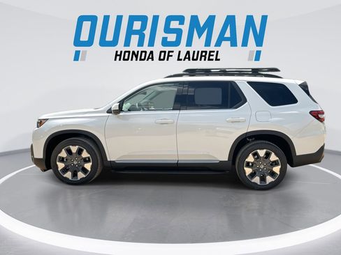 New 2026 Honda Pilot Touring image 5