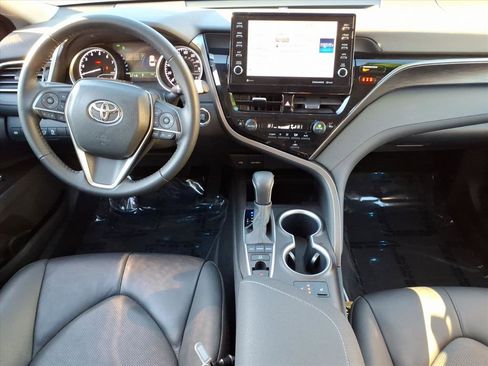 Certified 2023 Toyota Camry XLE image 10