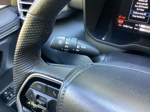 Used 2023 Toyota Tundra Platinum AWD/4WD image 52
