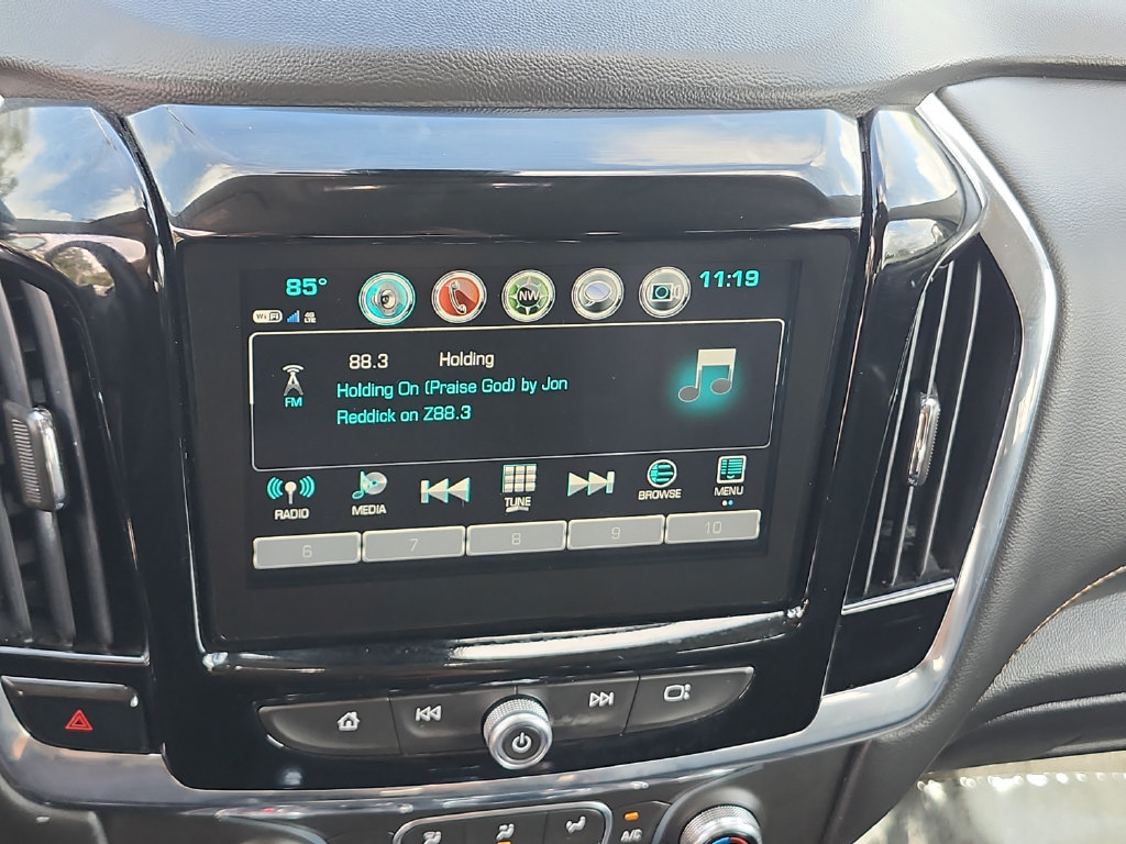 Used 2018 Chevrolet Traverse LT FWD image 28