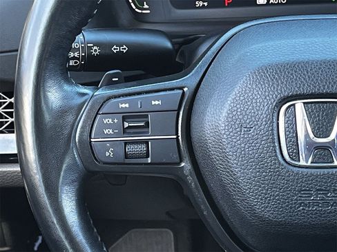 Used 2023 Honda Accord EX-L image 12